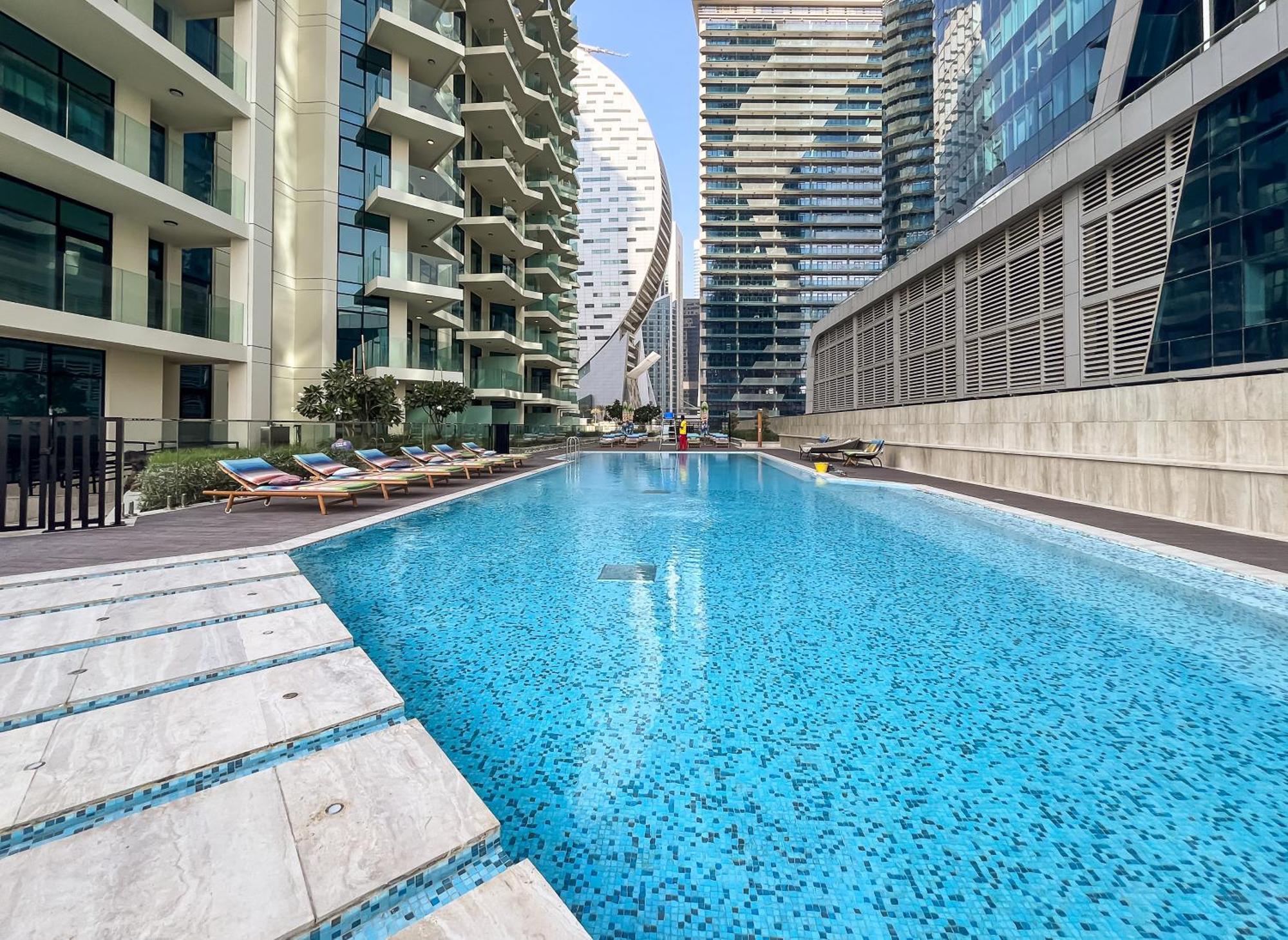 Apartment Premium 2br Missoni Fully Furnished Style Dubai